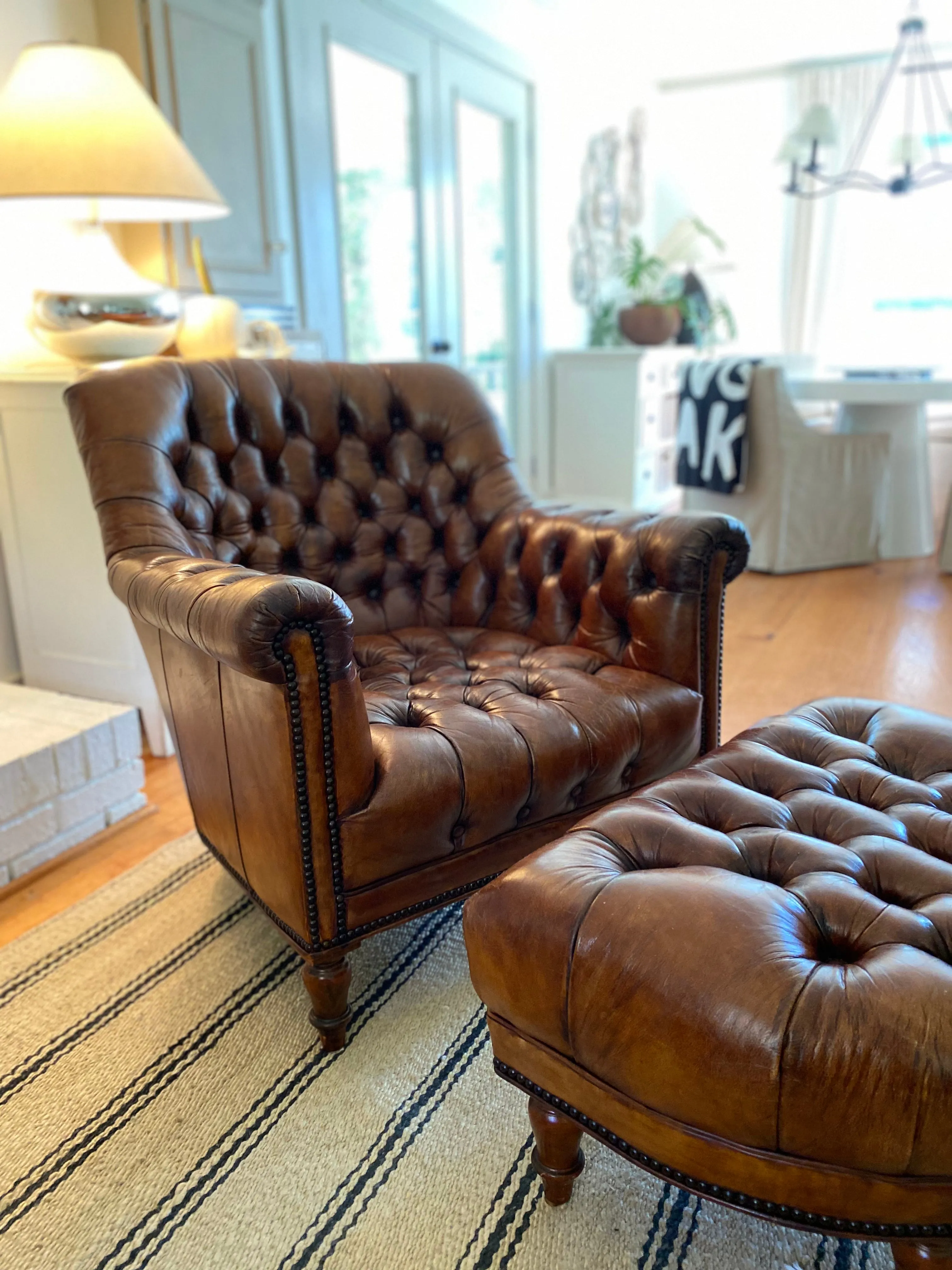 Tufted Leather Lounge Chair