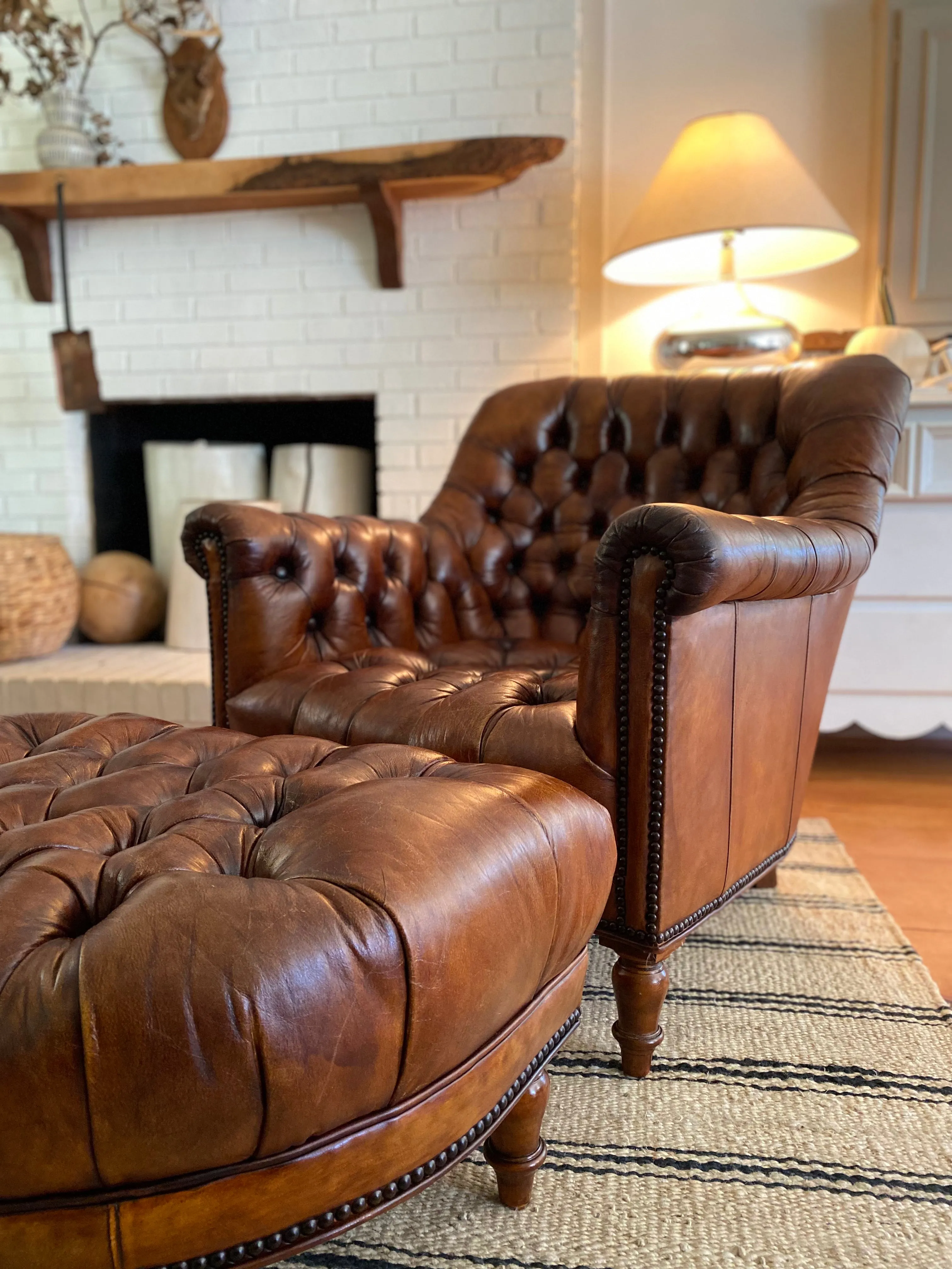 Tufted Leather Lounge Chair