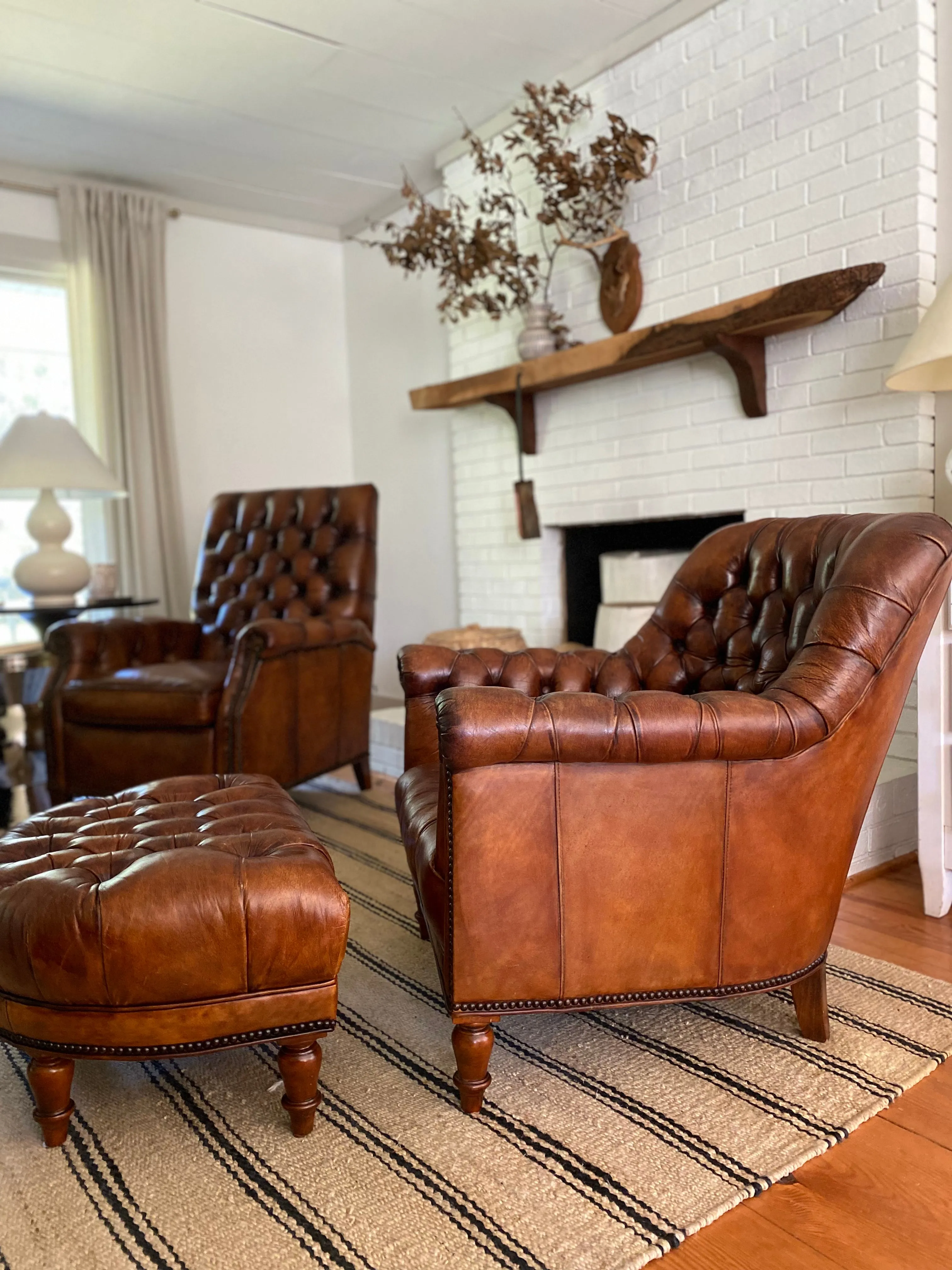 Tufted Leather Lounge Chair
