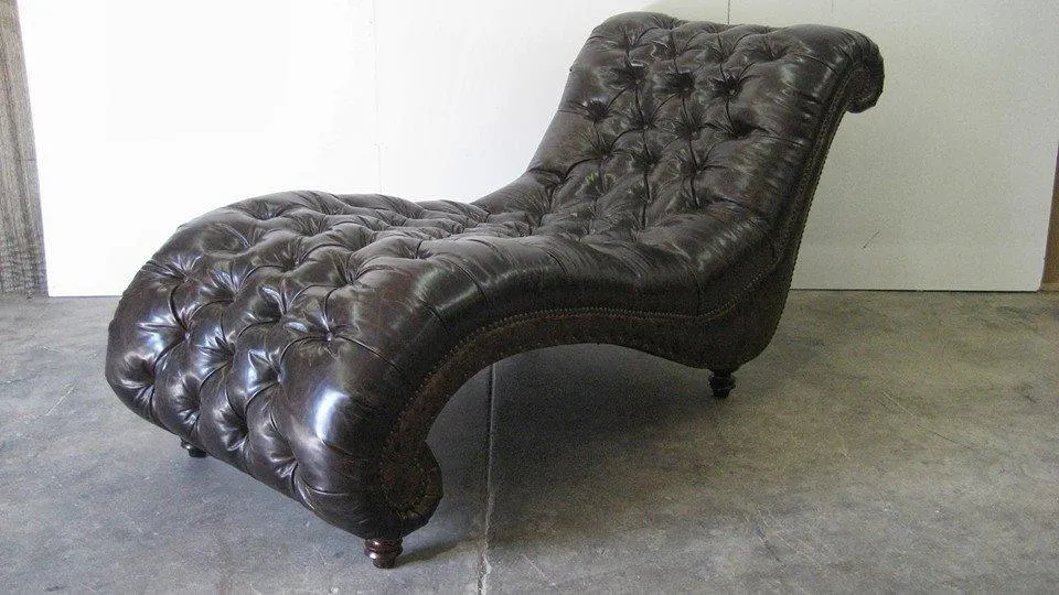 Tufted S-Chaise Lounge