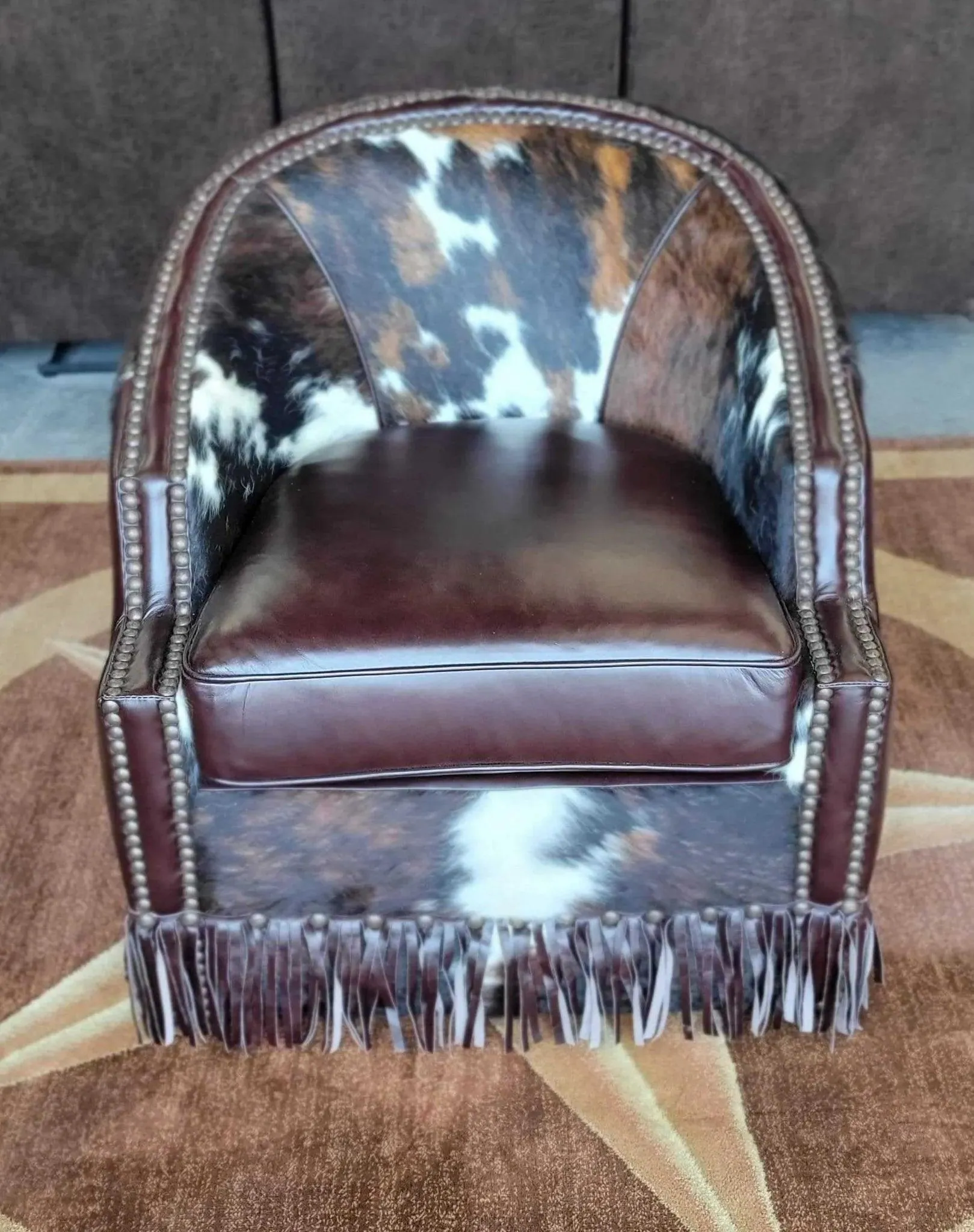 Tulsa King Leather Swivel Chair