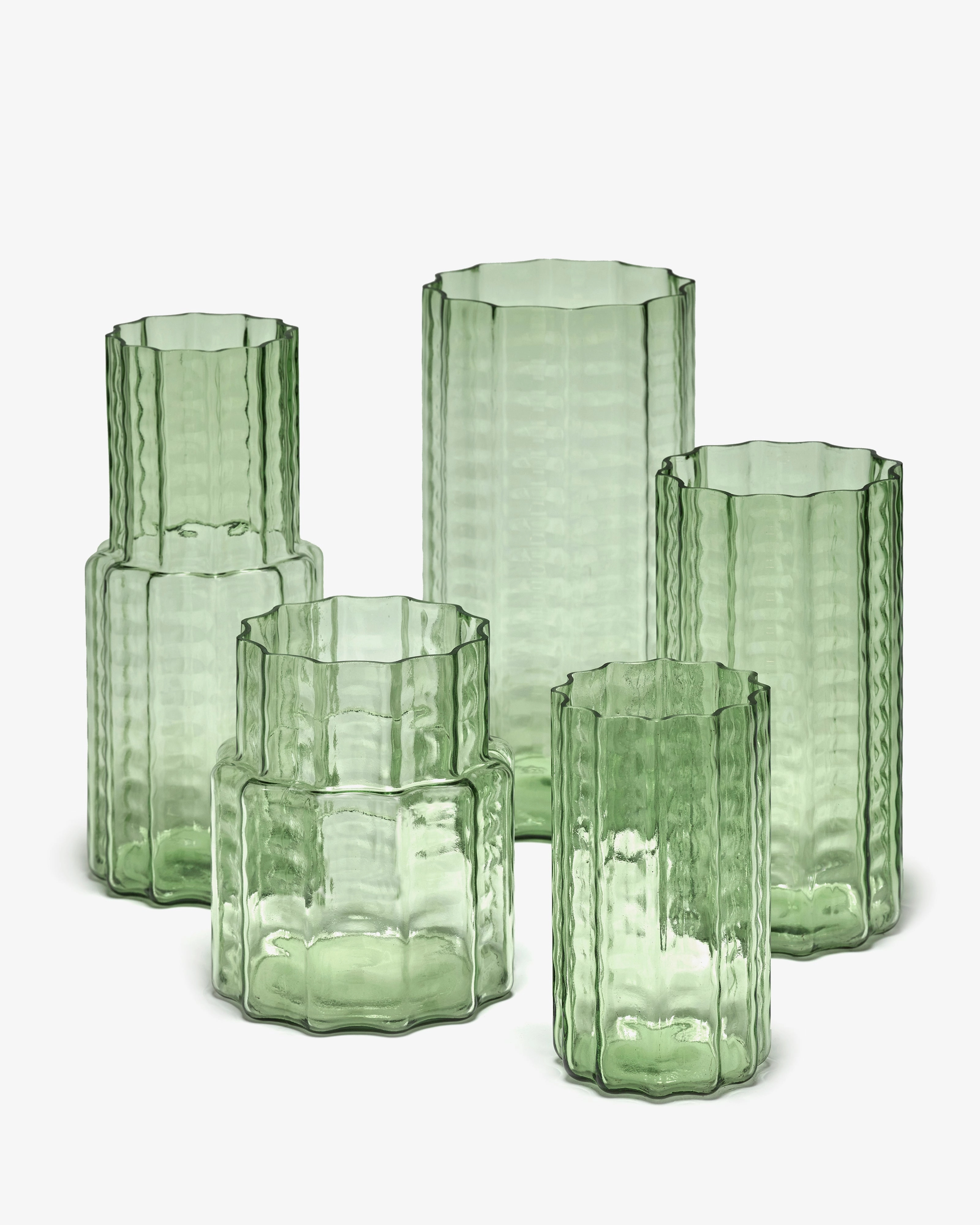 Vase 05 green transparent Waves
