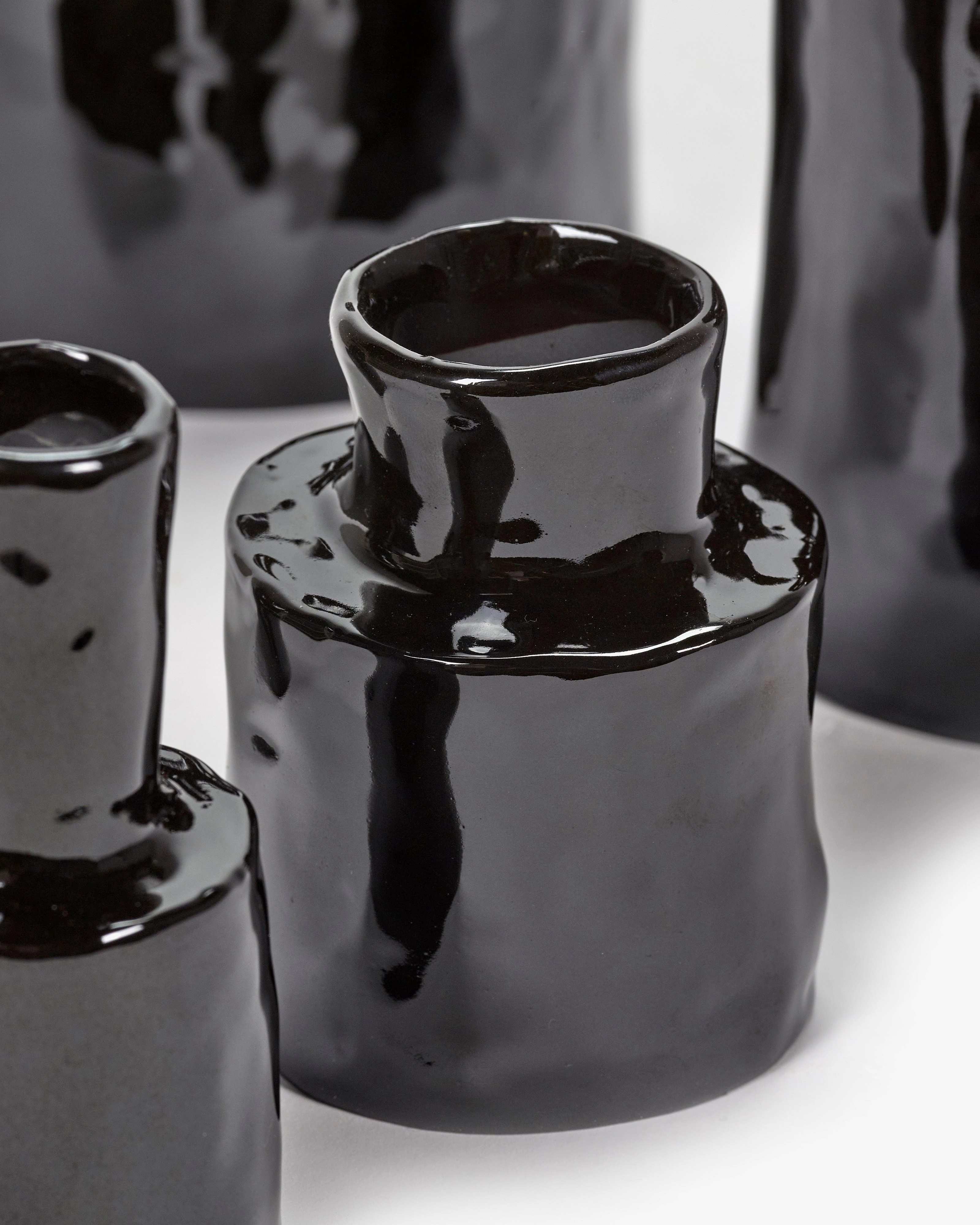Vase 1 black Hlna Marie