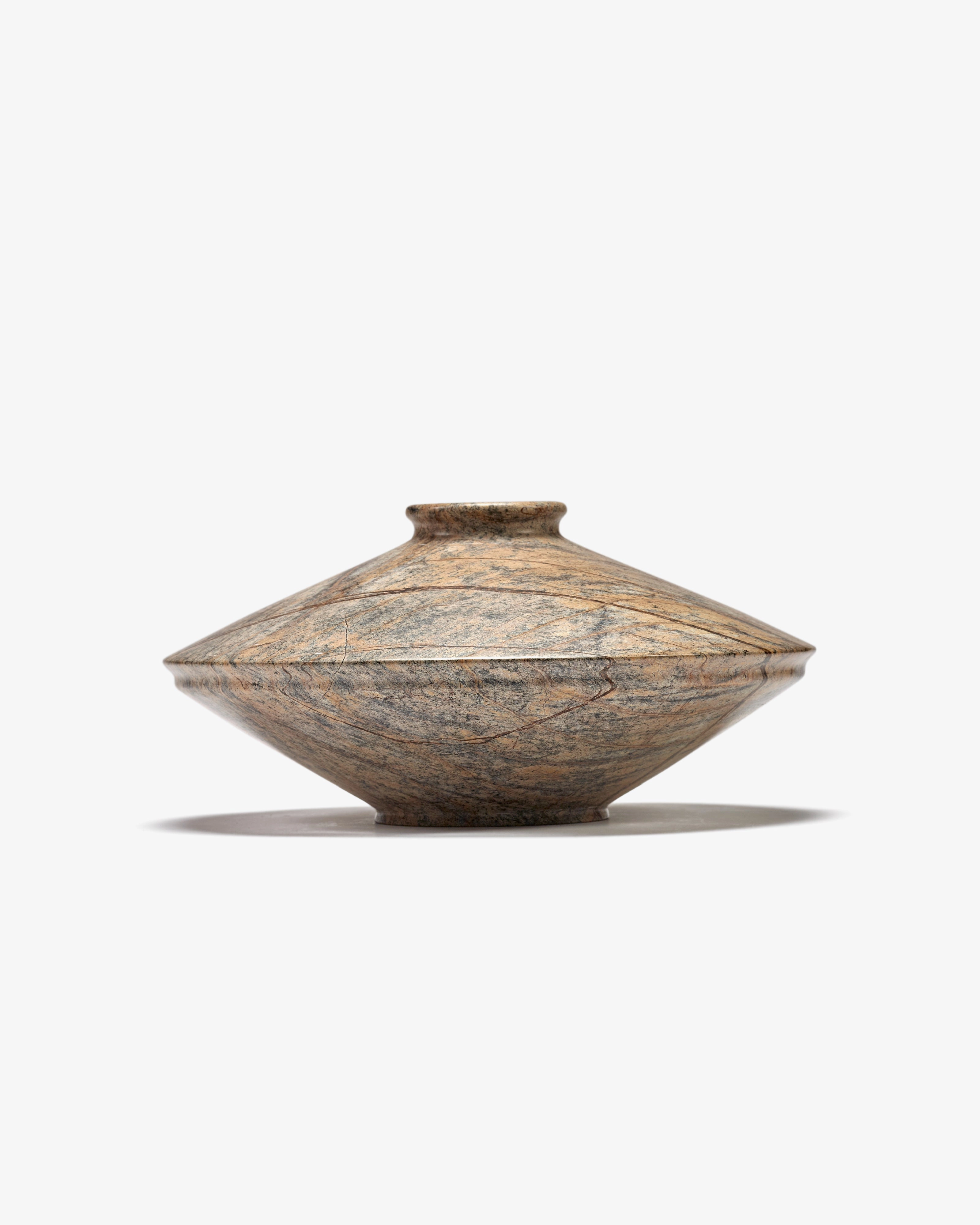 Vase 1 brown Dune