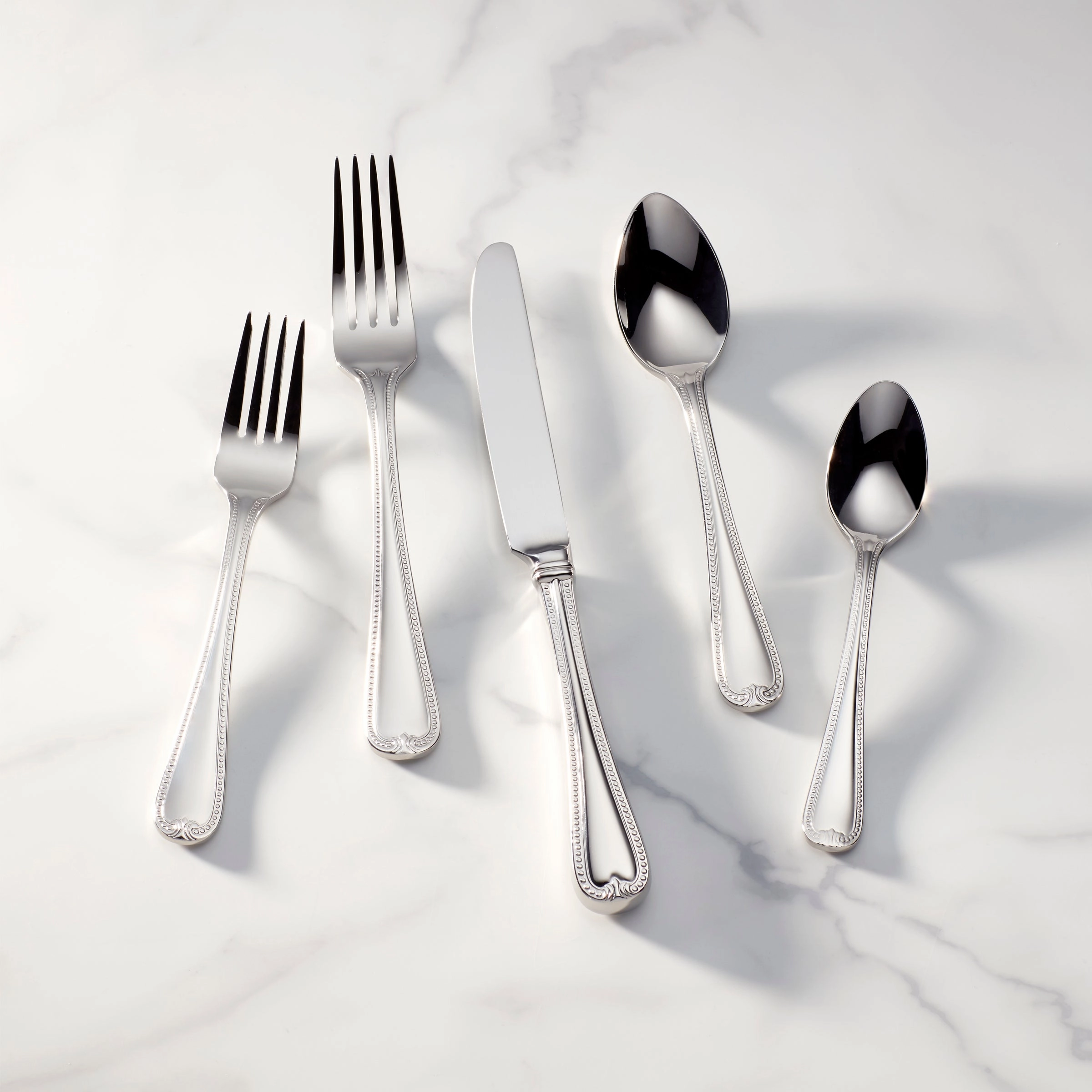 Vintage Jewel 20 Piece Flatware Set