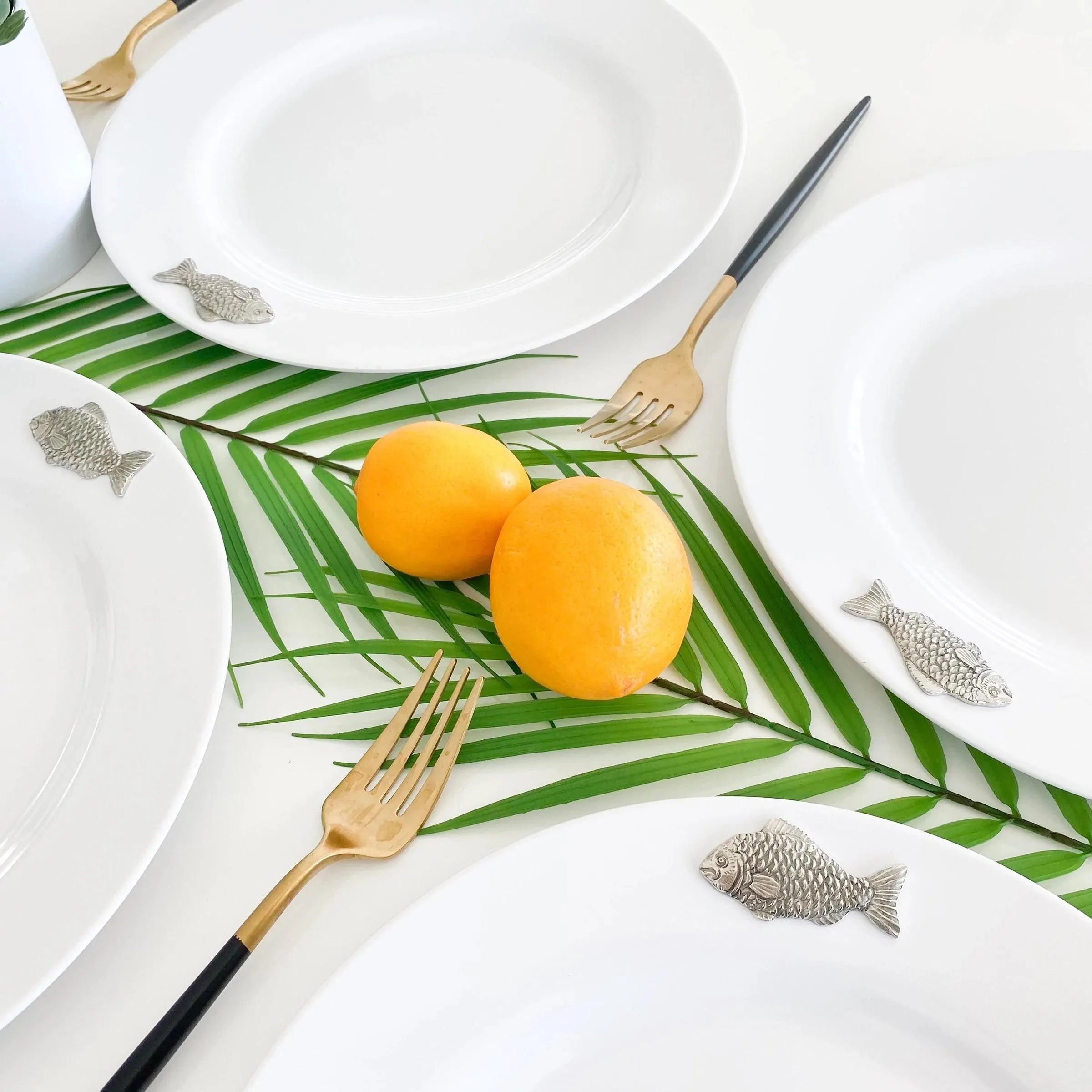 White Melamine 10" Plates w/ Pewter Fish