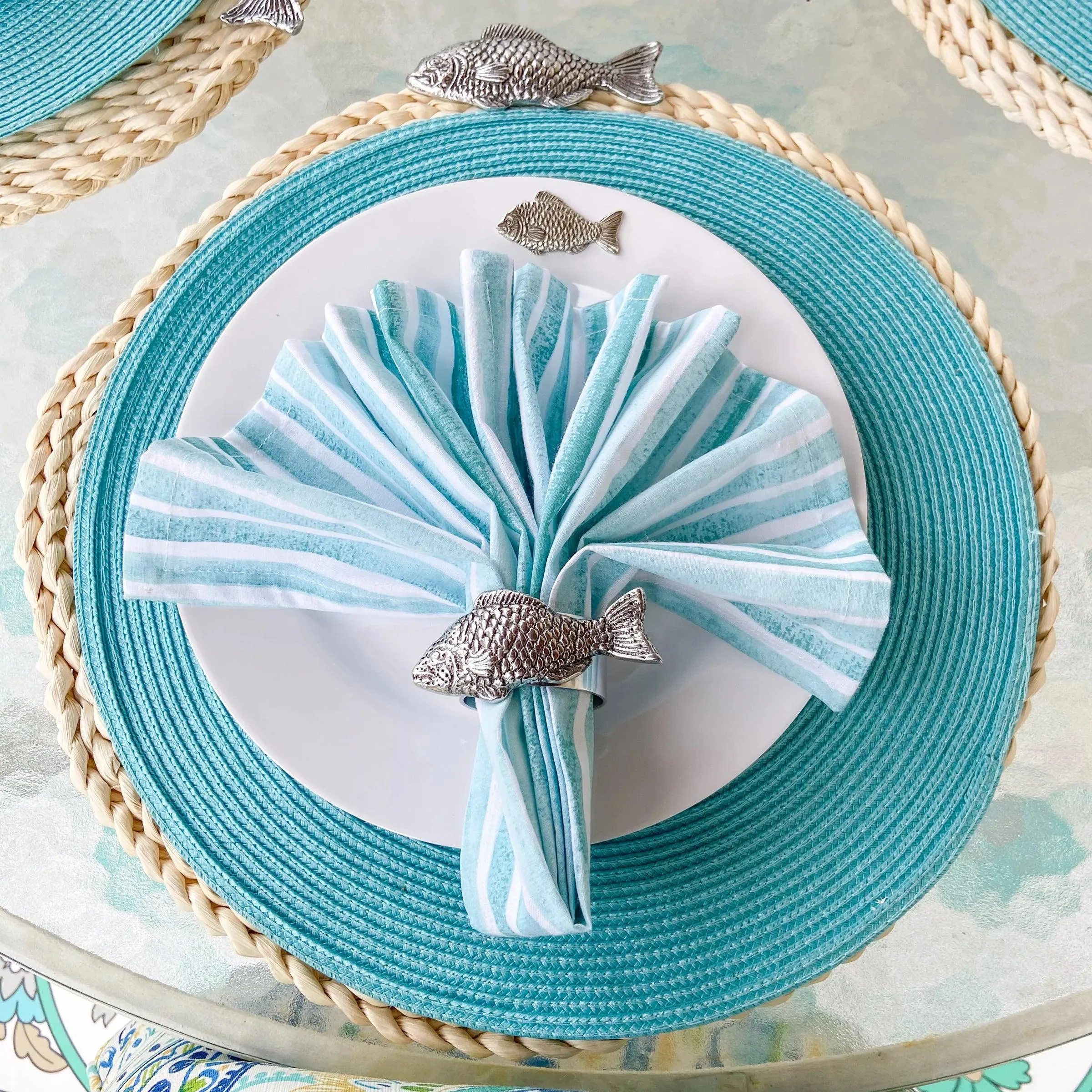 White Melamine 10" Plates w/ Pewter Fish