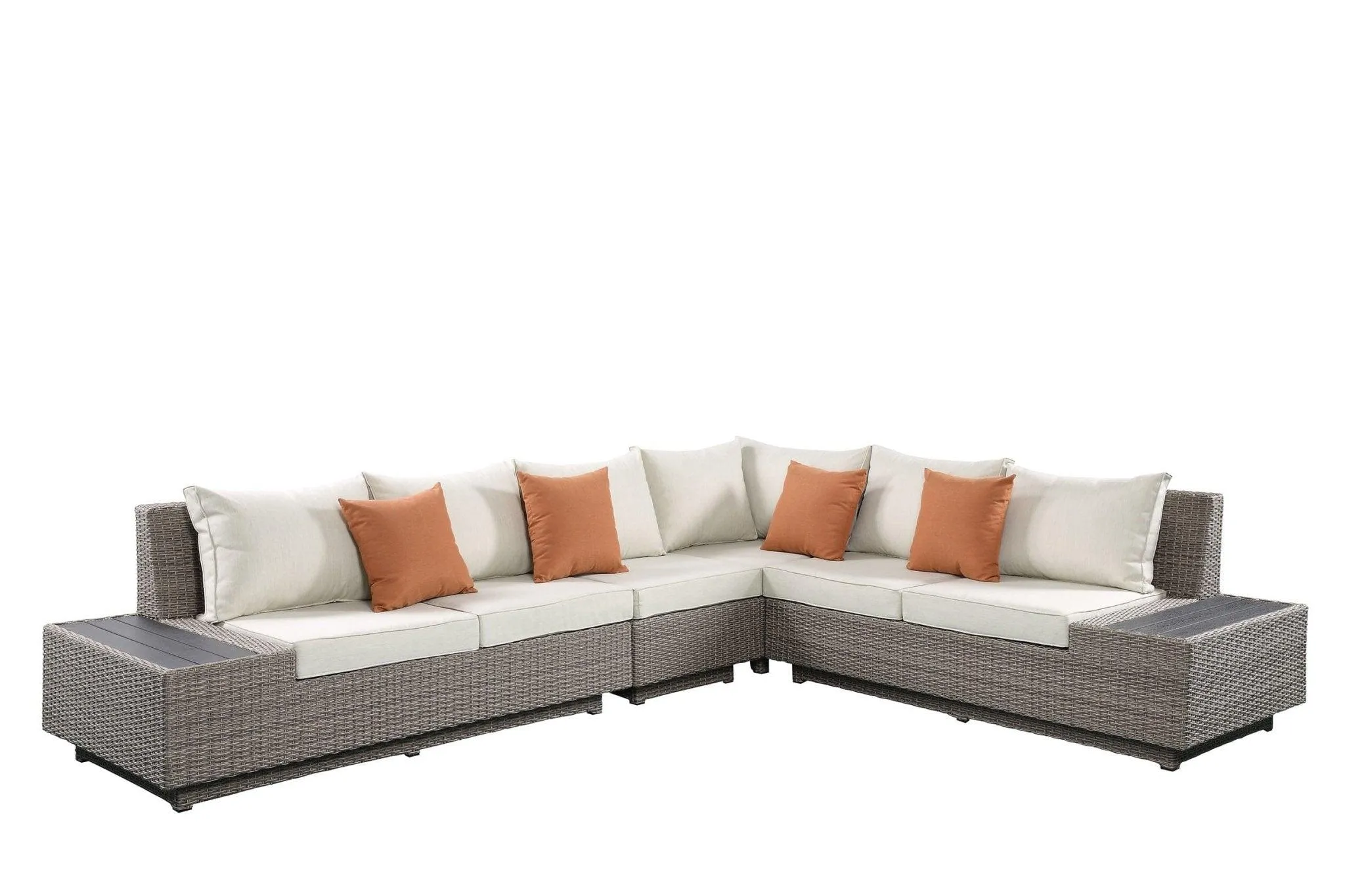 Wicker Patio Sectional & Cocktail Table