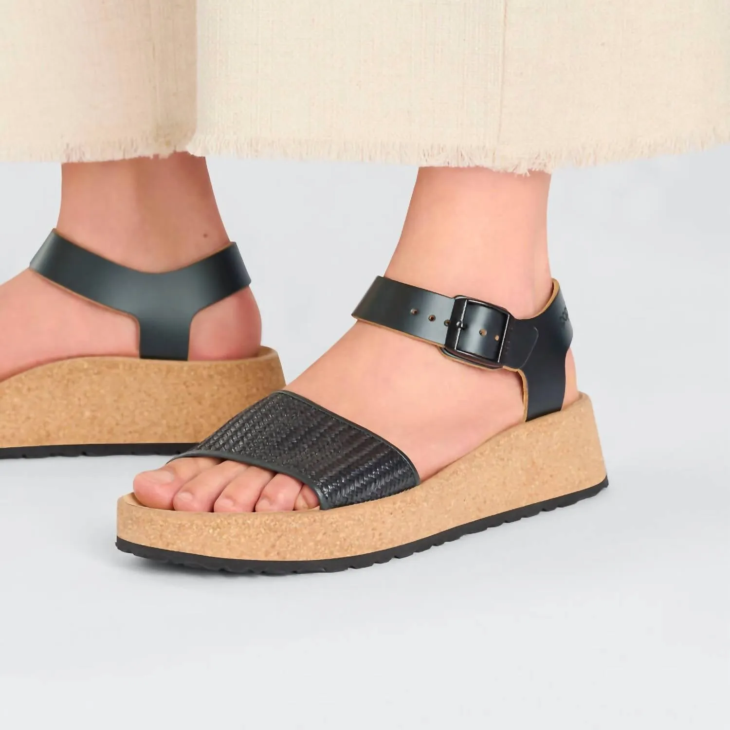 Women's Glenda Sandal In Black