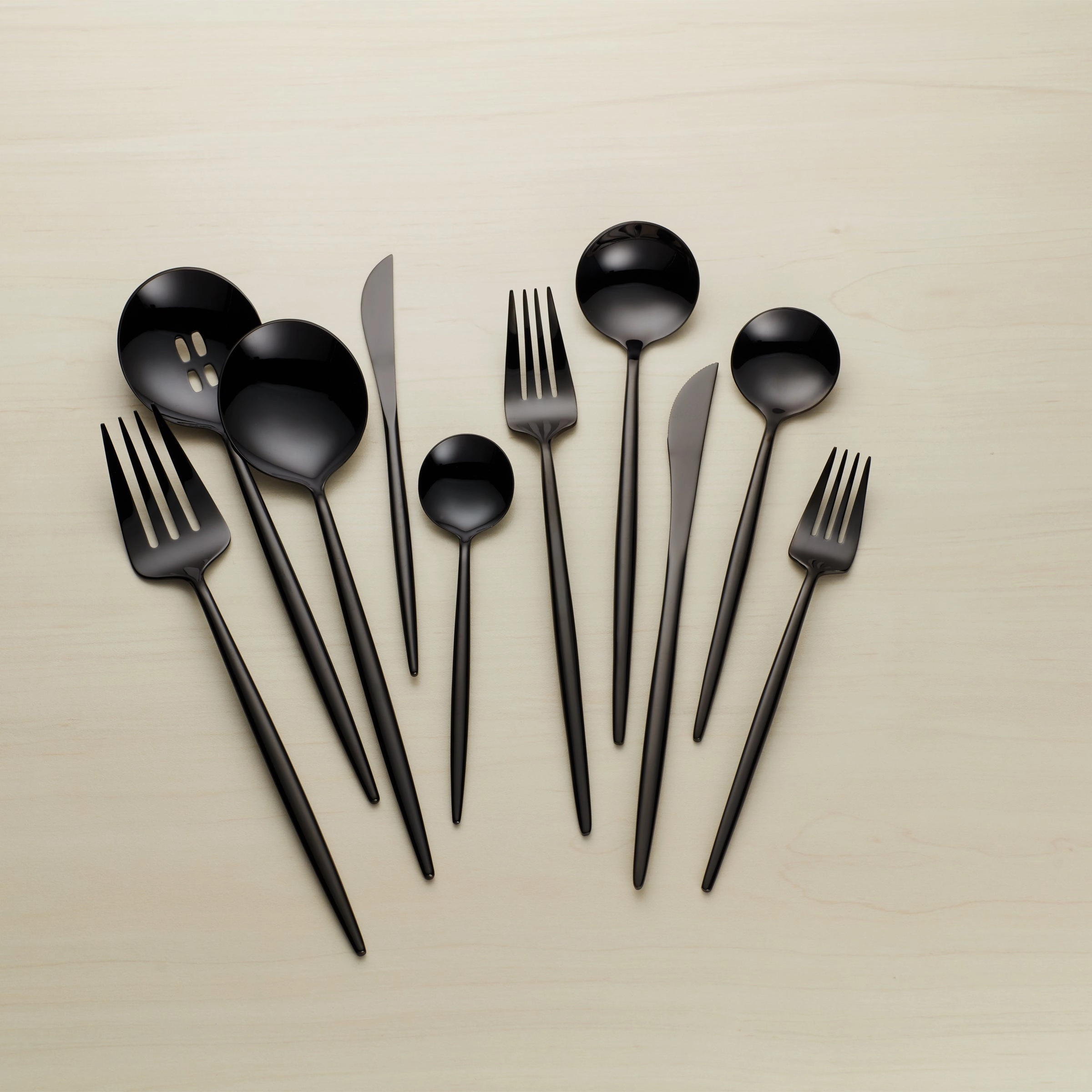 Zephyr Black Mirror 45 Piece Flatware Set
